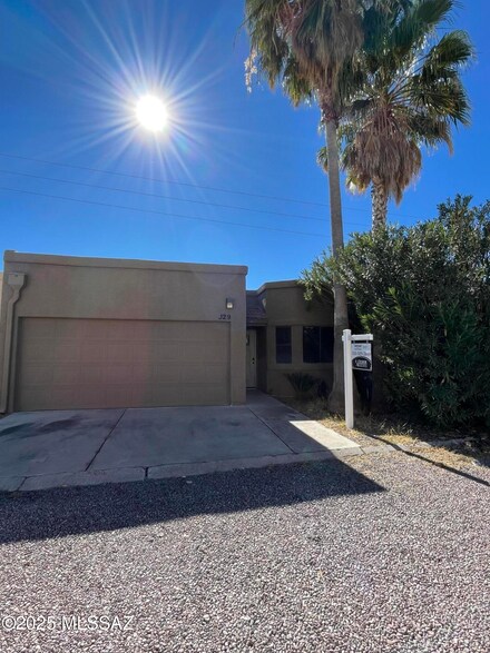 329 W Santa Barbara St, Nogales, AZ 85621