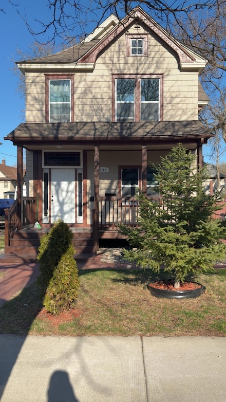 936 Desoto St, Saint Paul, MN 55130