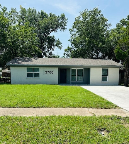 3700 Susan Dr, Mesquite, TX 75150