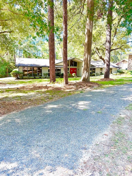 1003 Lapine Ln, Andalusia, AL 36421