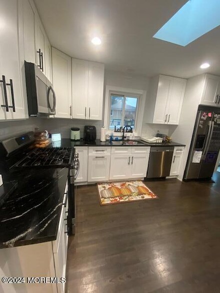 291 Lawrence Ave, Oakhurst, NJ 07755