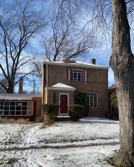 14416 S Parnell Ave, Riverdale, IL 60827