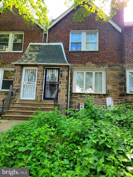 7326 Limekiln Pike, Philadelphia, PA 19138