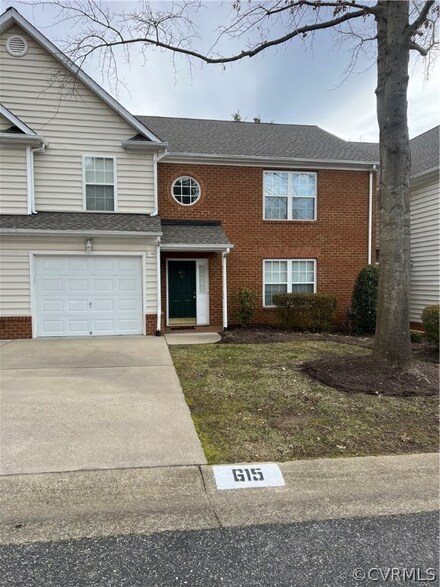 615 Hazeltine Ct Unit C-2, North Chesterfield, VA 23236