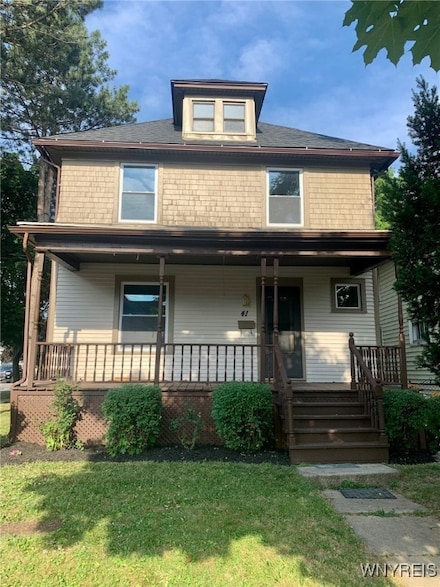 41 School St, Lancaster, NY 14086