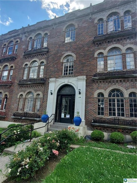 218 S 15th St Unit 7, Allentown, PA 18102