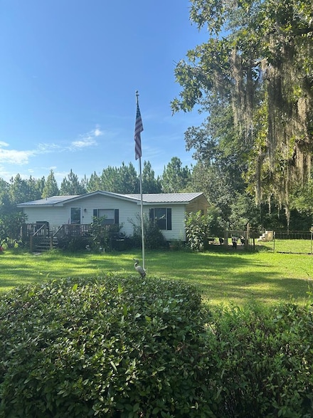 8075 Pinetree Dr, Donalsonville, GA 39845