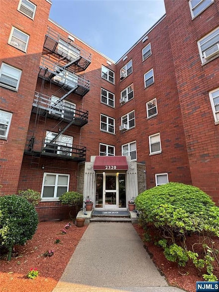 2320 Linwood Ave Unit 2D, Fort Lee, NJ 07024
