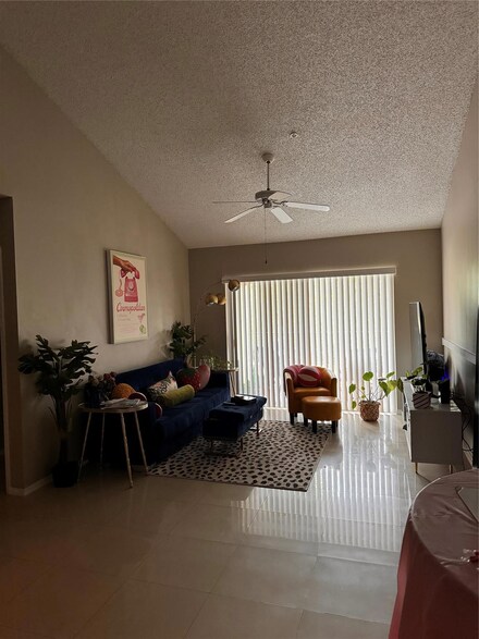 3830 Lyons Rd Unit 3073, Coconut Creek, FL 33073