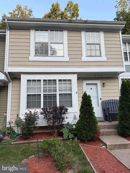 15246 Streamside Ct, Dumfries, VA 22025
