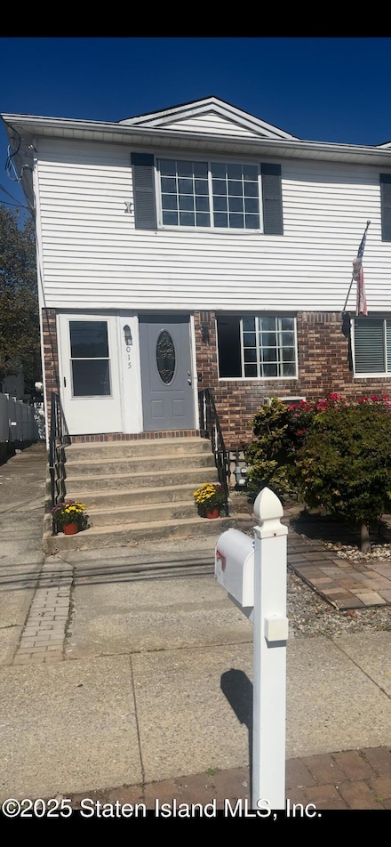 1015 Rathbun Ave, Staten Island, NY 10309