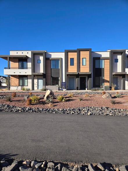 3294 E Elkhorn Ln Unit 2023, Washington, UT 84780
