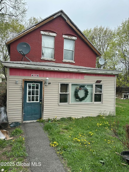 423 3rd St, Albany, NY 12206