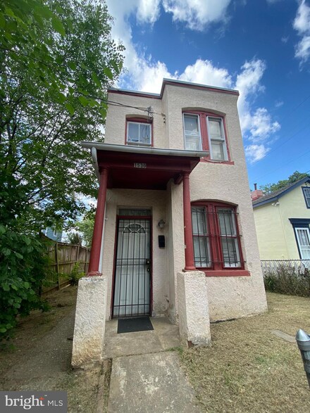 1530 U St SE, Washington, DC 20020