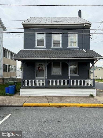 230 N Main St, Bernville, PA 19506