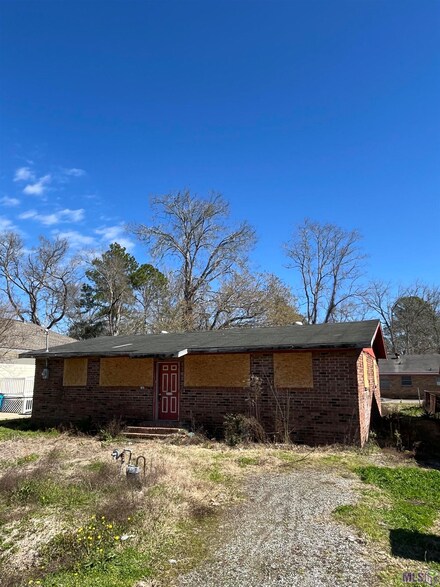 8684 Saint Peter St, New Roads, LA 70760
