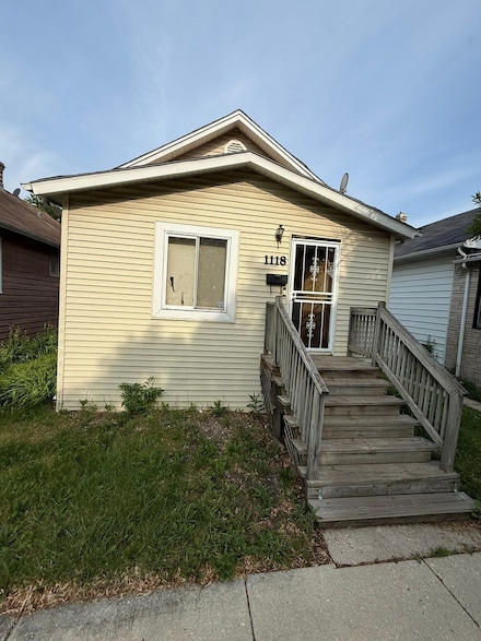 1118 N Monitor Ave, Chicago, IL 60651