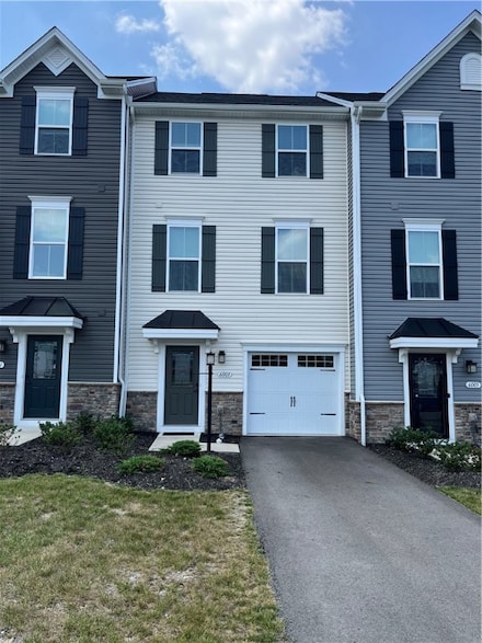 6003 Atlin Ln, Monaca, PA 15061