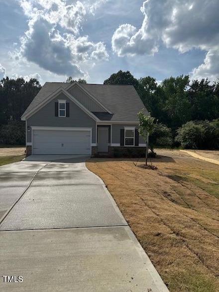 135 Baneberry Dr, Broadway, NC 27505