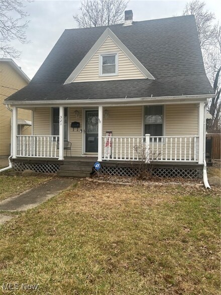 321 Boston Ave, Elyria, OH 44035