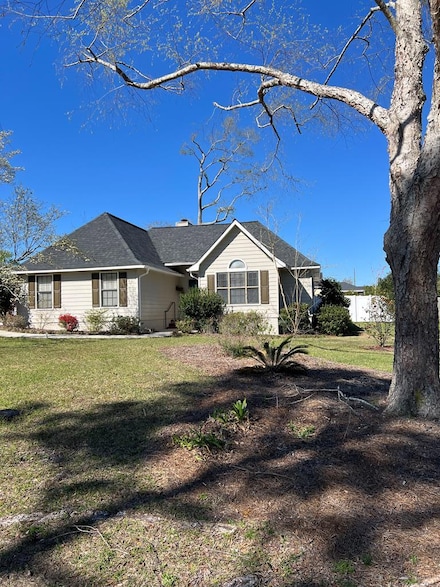 1208 Karen Ln, Douglas, GA 31533