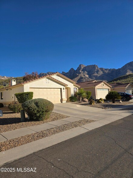 11336 N Flat Granite Dr, Tucson, AZ 85737