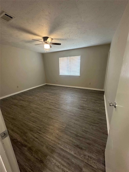 6918 Kearney Dr, Richmond, TX 77469