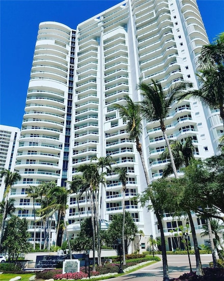 21050 Point Place Unit 501, Aventura, FL 33180