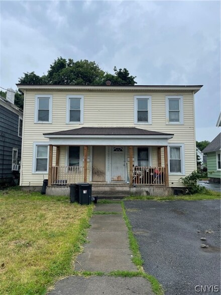 128 Caroline Ave, Syracuse, NY 13209