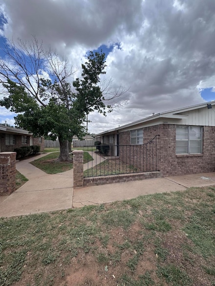 1801 66th St, Lubbock, TX 79412