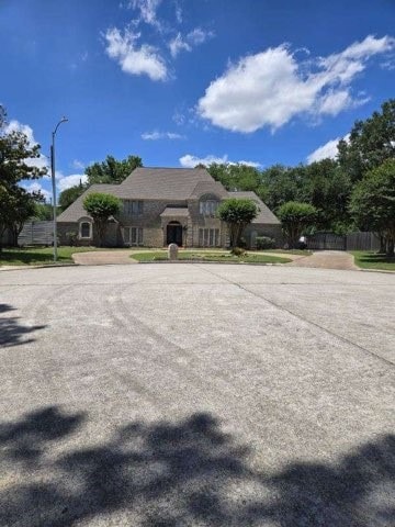 17518 Jackson Pines Dr, Houston, TX 77090