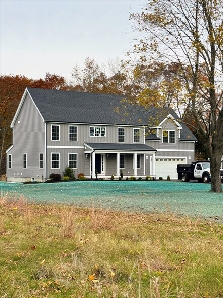 340 Wrentham Rd, Bellingham, MA 02019