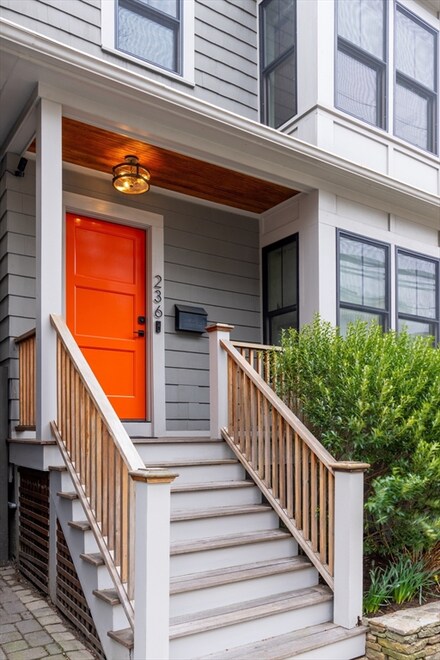 236 Walden St, Cambridge, MA 02140