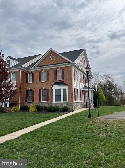 22990 Chertsey St, Ashburn, VA 20148