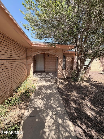 1822 Jack Nicklaus Dr, El Paso, TX 79935