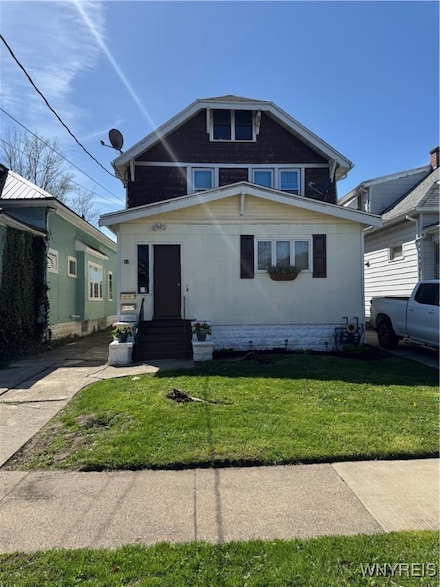 44 Freeman St, Buffalo, NY 14215