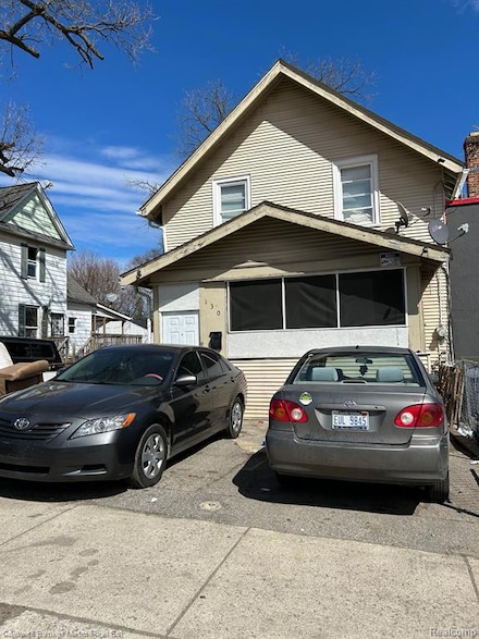 130 Baldwin Ave, Pontiac, MI 48342