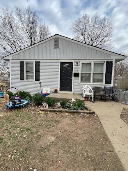 1211 S 24th St, Saint Joseph, MO 64507