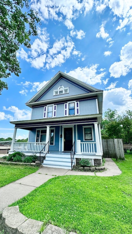 398 Jenks Ave, Saint Paul, MN 55130