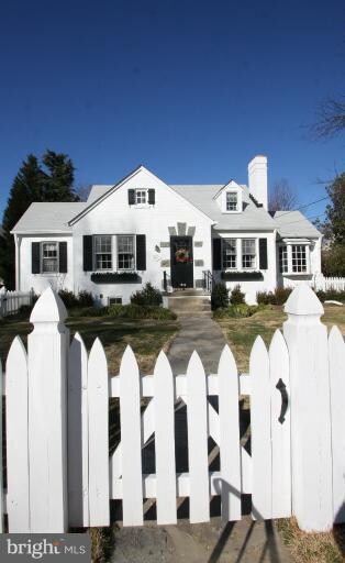 4509 N Chelsea Ln, Bethesda, MD 20814