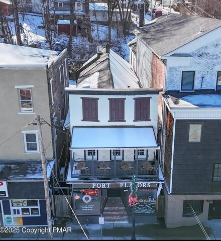 425 Delaware Ave, Portland, PA 18351