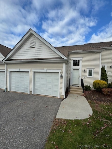 3 Bridle Path, Canton, CT 06019