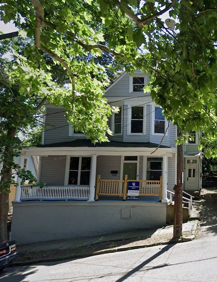 411 Pine St, Beaver Falls, PA 15010