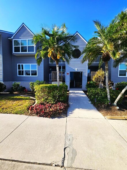 4410 Warren Ave Unit 206, Port Charlotte, FL 33953