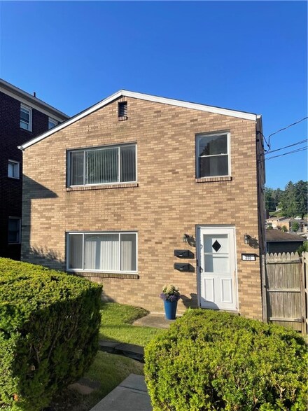 309 W Virginia Ave, Homestead, PA 15120