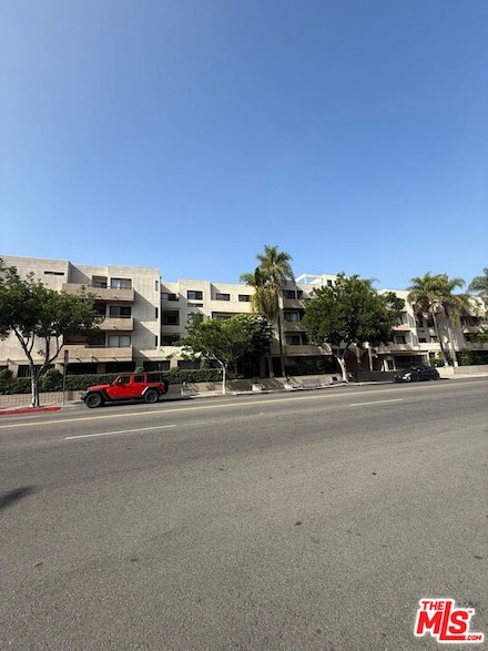 435 S Virgil Ave Unit 303, Los Angeles, CA 90020