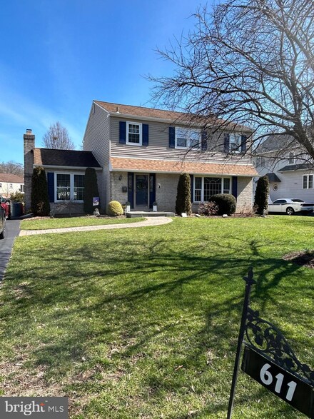 611 Highland Ave, Morton, PA 19070