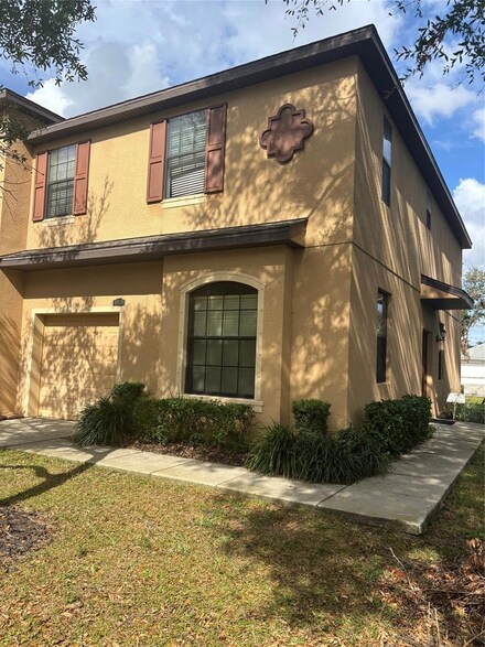 10235 Villa Palazzo Ct, Tampa, FL 33615