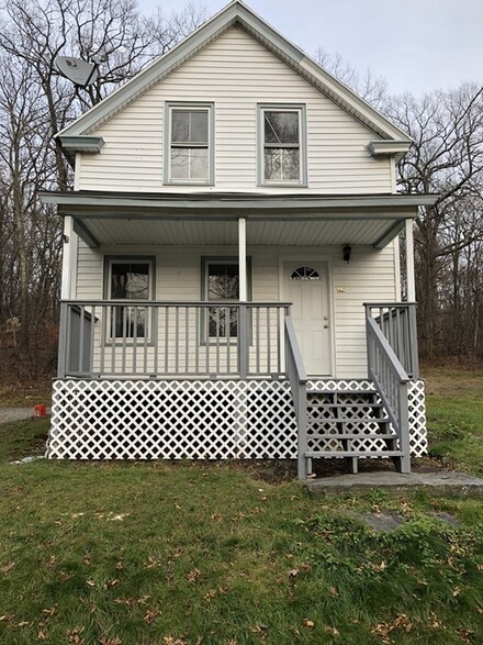 335 Granite St, Worcester, MA 01607