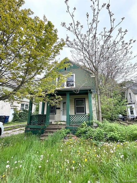 2535 Flushing Rd, Flint, MI 48504
